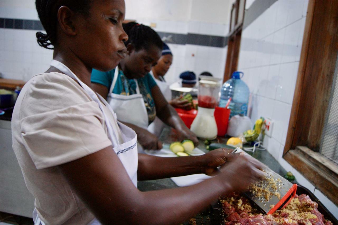 Cefa Hostel Dar es Salaam Zewnętrze zdjęcie