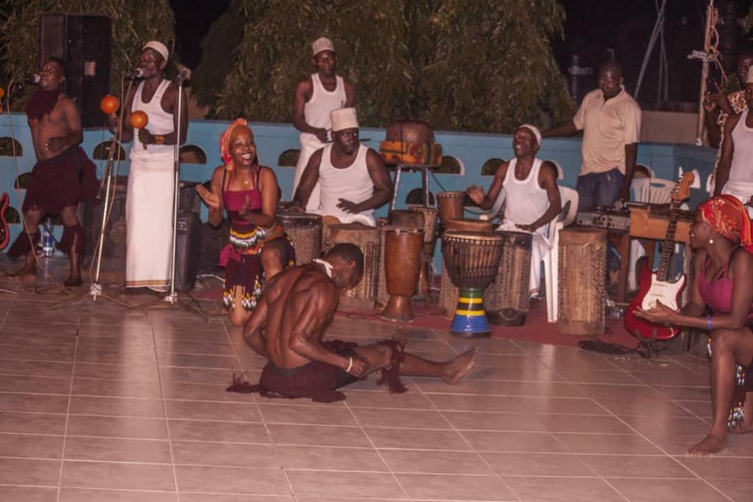 Cefa Hostel Dar es Salaam Zewnętrze zdjęcie